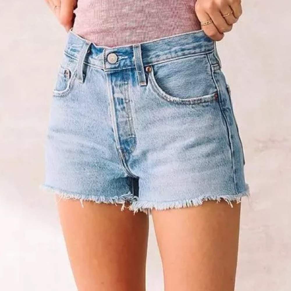 Levi’s Women's 501 Button Fly Cotton High-Rise Denim Shorts Luxor Baked Sz 30 - Picture 1 of 14